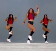 El videoclip de 'Girl Like Me' muestra a una Shakira muy sensual. Captura de video