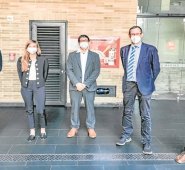 La delegación viene del Instituto de virología del Hospital Charité – Universitätsmedizin, en Berlín. Cortesía.