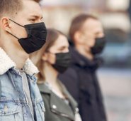 Al hablar de enfermedades emergentes, es probable que aparezcan nuevas epidemias o pandemias causadas por patógenos con los que antes no se había tenido contacto. Freepik.es