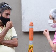 En el caso de Cúcuta y su área metropolitana, el 52 % sí se aplicaría la vacuna, frente al 48% que dijo que no. Alcaldía de Cúcuta