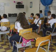 Los colegios deben estudiar durante el 2021 el plan que implementarán sobre este Cátedra Empresarial que se dictará en sus instalaciones. Archivo-La Opinión