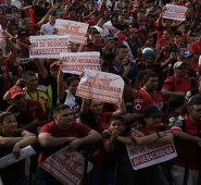 La hinchada motilona se manifestó el 1 de marzo tras unas ofensivas declaraciones de José Cadena.  Archivo / La Opinión