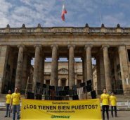 Campaña de Greenpeace en 2019 para la prohibición del asbesto. Colprensa