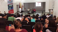 La Opinión
