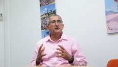 La Opinión