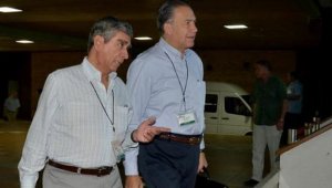 El presidente dio orden a los dos principales de la guerrilla para que asuman nuevas tareas. Foto Colprensa