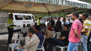La Policía de Tránsito desarrolla campañas de prevención vial en la carretera Pamplona-Cúcuta. Suministrada