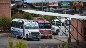 La entrada y salida de la central de transportes fue bloqueada con buses por más de cuatro horas. Roberto Ospino