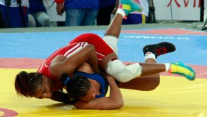 La luchadora consiguió el cupo a los Juegos Olímpicos en Las Vegas, Estados Unidos. Colprensa