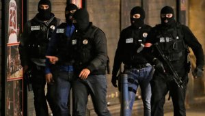 El cadáver acribillado fue hallado al concluir el operativo en el apartamento donde se atrincheró un grupo de yihadistas. AFP