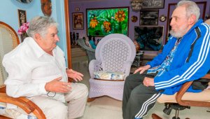 Mujica visitó a Fidel Castro hace algunas semanas, la foto de su encuentro fue difundida el 30 de enero. Archivo