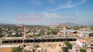 El elevado sobre la autopista de Atalaya está ejecutado en 60%. Juan Pablo Bayona