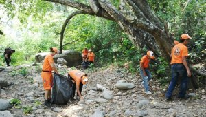 La limpieza de los puntos estratégicos, que tradicionalmente ocasionan emergencias, es fundamental. Cortesía