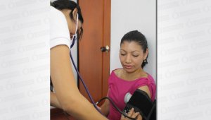 En el plan decenal de Salud Pública del ministerio de Salud incluye reducir en 25% la hipertensión en mayores de 25 años. Alfredo Estévez