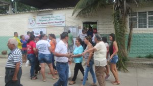 Las elecciones se realizaron en 320 de las 330 juntas de Cúcuta. Fueron aplazadas en El Contento, El Páramo, Bellavista, 13 de Mayo, San Luis, Siglo XXI, Heliópolis, Paz y Progreso, Colinas del Norte y Doña Ceci, y Ciudad Jardín.  Orlando Carvajal