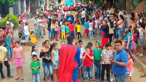 En la ciudadela La Libertad los niños fueron agasajados con juegos y comidas. Juan Pablo Cohen