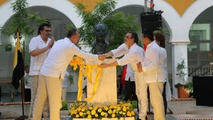 Al evento acudieron amantes de la literatura, reconocidos escritores, autoridades civiles, periodistas y otras personalidades de la región y del exterior. Colprensa