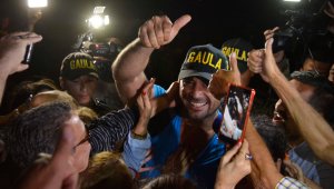 El periodista y su camarógrafo llegaron a la medianoche a Cúcuta. Edinsson Figueroa