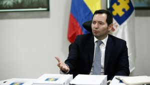 "Haremos el rastreo de las finanzas y bienes de las personas implicadas para aplicar las correspondientes extinciones de dominio y poder recuperar el dinero y bienes", expresó Perdomo. Colprensa