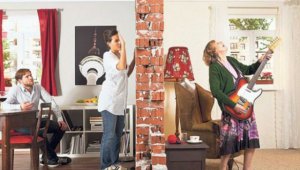 El ruido producido por equipos de sonido o instrumentos musicales suele generar conflictos entre los vecinos. Internet