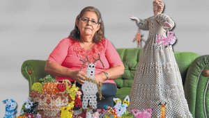 Sofía Arias tiene en su casa una amplia variedad de los productos que elabora ella misma. Rodrigo Sandoval