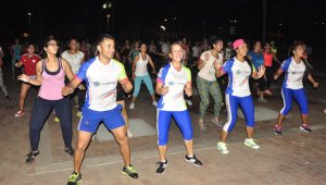 En un mercado dominado por las marcas nacionales, la elección del tipo de calzado se hace teniendo en cuenta el tipo de actividad deportiva a practicar. Archivo
