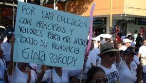 Miles de personas salieron a marchar este miércoles a las 3 de la tarde desde el parque Los Fundadores hasta el parque Santander. Rodrigo Sandoval
