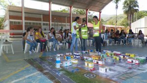 Los participantes fueron ilustrados con maquetas y aprendieron a identificar riesgos. Javier Sarabia