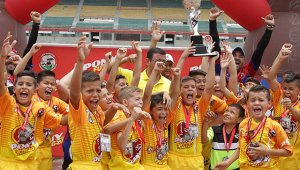Los niños del barrio La Laguna se coronaron campeones del certamen de la zona oriente del Ponyfútbol, que este año se disputó en Bucaramanga Cortesía
