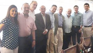Estefanía Colmenares, Iván Vila Casado, Carlos Luna, Humberto de la Calle, Alexander Infante, general Jorge Enrique Mora, Manuel Waldo Carrero, Álvaro Andrés Salgar y David Ararat. Cortesía