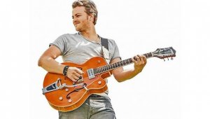 Es una canción compuesta en Los Ángeles por el propio cantautor, con apoyo de Claudia Brand y Andrés Torres. Colprensa