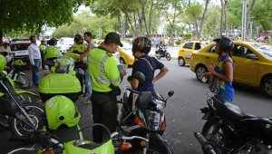 Los ciudadanos sostienen que hay abusos de parte de los uniformados. La Opinión