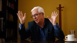 El senador del polo democrático, Jorge Enrique Robledo, ha sido uno de los primeros presidenciales en lanzarse al ruedo oficialmente y poner a sonar su nombre en la carrera por la Casa de Nariño que concluirá en 2018. Colprensa