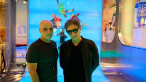 El bajista Zeta Bosio y el baterista Charly Alberti estrenarán la obra ‘Sép7imo Día’ con el Cirque Du Soleil el próximo año, desde el 3 a 23 de septiembre. Colprensa
