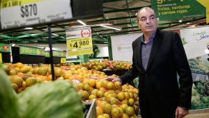 El grupo Éxito junto al Ministerio de agricultura, lanzaron el programa "mi campo sabe bien" para incentivar el comercio de las cosechas campesinas en el país. Colprensa