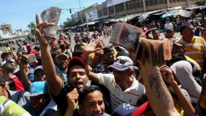 Desde diciembre pasado, los venezolanos esperan la llegada del nuevo cono monetario y la salida definitiva del billete de 100 bolívares del mercado. Archivo