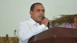 La Fiscalía estableció que en los colegios urbanos y rurales de Riohacha no se estarían suministrando los complementos alimentarios en la jornada regular, y los almuerzos a los alumnos de jornada única, conforme con lo pactado en el contrato 002 del 19 de febrero de 2016. Cortesía