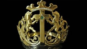 Esta es la corona que año a año entrega el Concurso Nacional de Belleza. Colprensa