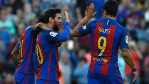 Con la victoria, los azulgranas siguen metiendo presión al Real Madrid en la pugna por la Liga. AFP