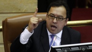 Alfonso Prada, elegido copresidente del Partido Verde colprensa