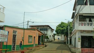 El año pasado, Scalabrini, Brisas de los Molinos, Juana Rangel de Cuéllar, Alonsito, recibieron la legalización. Ahora el turno será para Los Laureles y María Auxiliadora. Edisson Figueroa