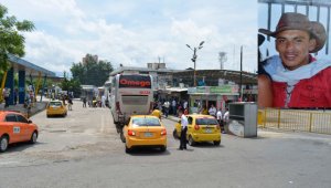 En la zona de desembarque de pasajeros de la Terminal de Transportes de Cúcuta se presentó el incidente en el que perdió la vida José Juan Bautista Chacón de 28 años. Edinsson Figueroa