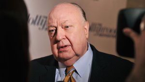 Ailes fundó Fox News en 1996 a pedido de Murdoch. AFP
