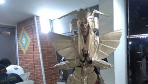 Algunos Otakus se visten como sus personajes favoritos y compiten  con escenas teatrales. Ellos son llamados Cosplayers. Suministrada