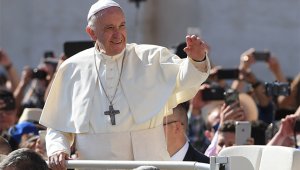 Como el Sumo Pontífice no visitará esta localidad boyacense, la imagen de Nuestra Señora del Rosario peregrinará a Bogotá. AFP