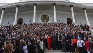 Maduro y sus constituyentes prometieron igualmente que esta comisión llevará justicia y pondrá fin a la impunidad AFP