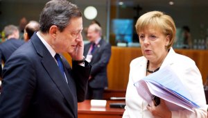 Mario Draghi, gerente del Banco Central Europeo, tiene la misión de hacer todo lo posible para que el crecimiento de la zona euro aumente y genere más empleo. AFP