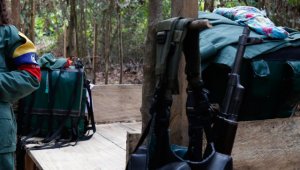 3.000 subversivos de las Farc firmaron el acta de compromiso de que se someterán a la JEP. Archivo