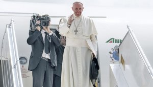 En cada una de las cuatro ciudades que visitará el papá: Bogotá, Medellín, Cartagena y Villavicencio, se espera un gran número de turistas nacionales y extranjeros, lo que generará mayores ventas en hoteles, restaurantes y transporte, entre otros sectores comerciales. Colprensa