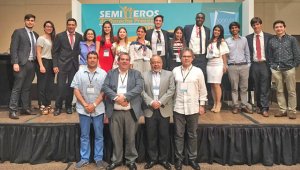 Bibiana Quintero, de la Universidad Simón Bolívar y Pedro Abril Bonet, de la Universidad Libre, se llevaron un reconocimiento en la ciudad de Cartagena. Cortesía